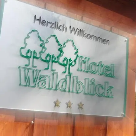 Waldblick Deppe Hotell 3*